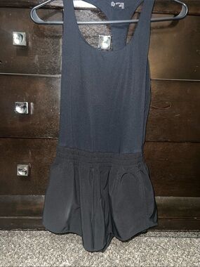 OFFLINE by Aerie Real Me Hot Stuff Athletic Romper black size small